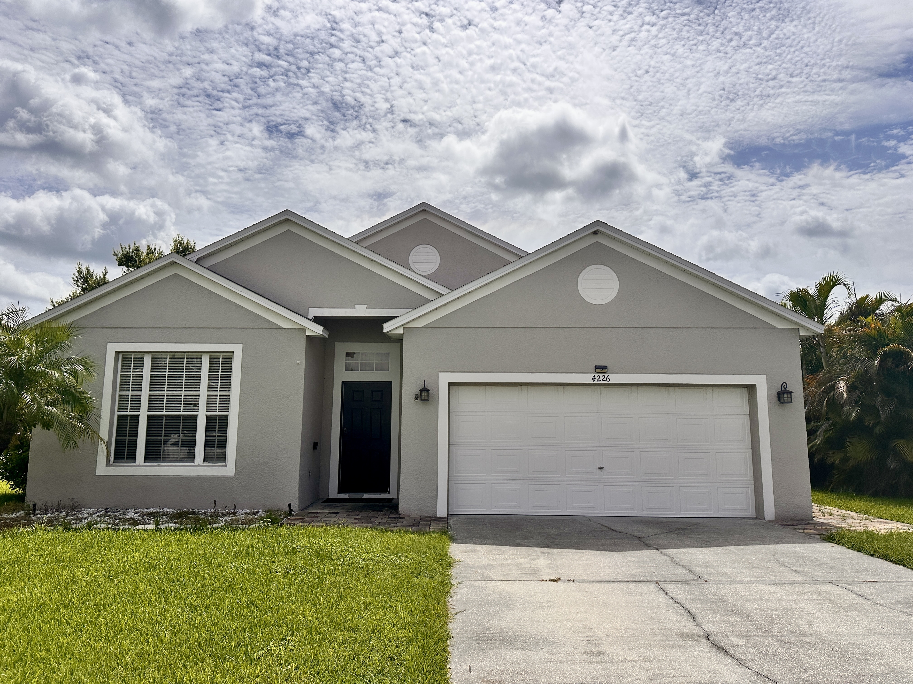 4226 Waterside Pointe Circle