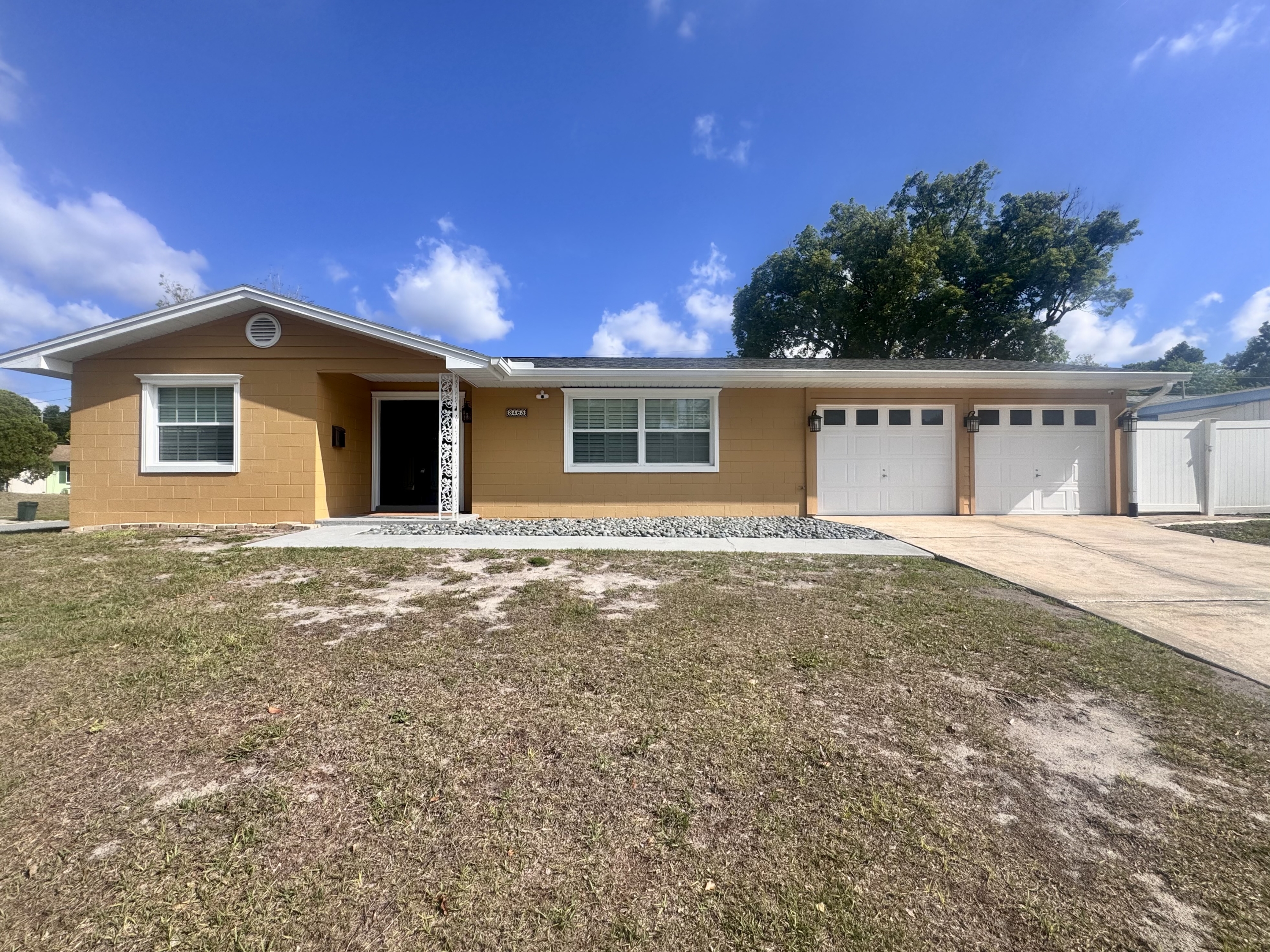 3465 Balsam Drive