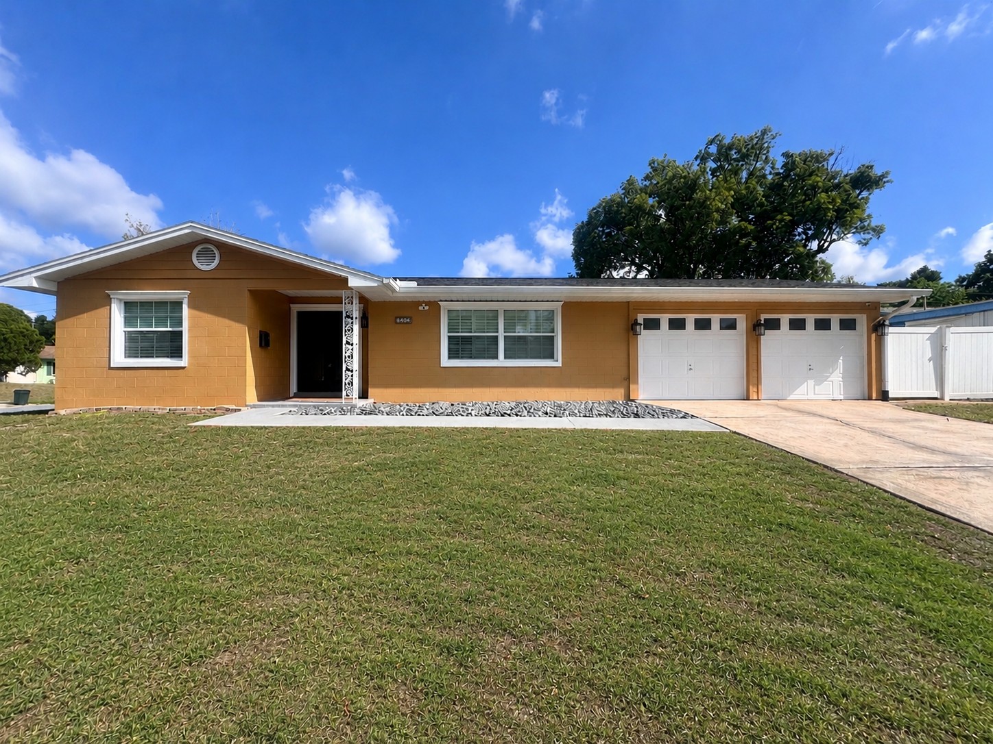 3465 Balsam Drive