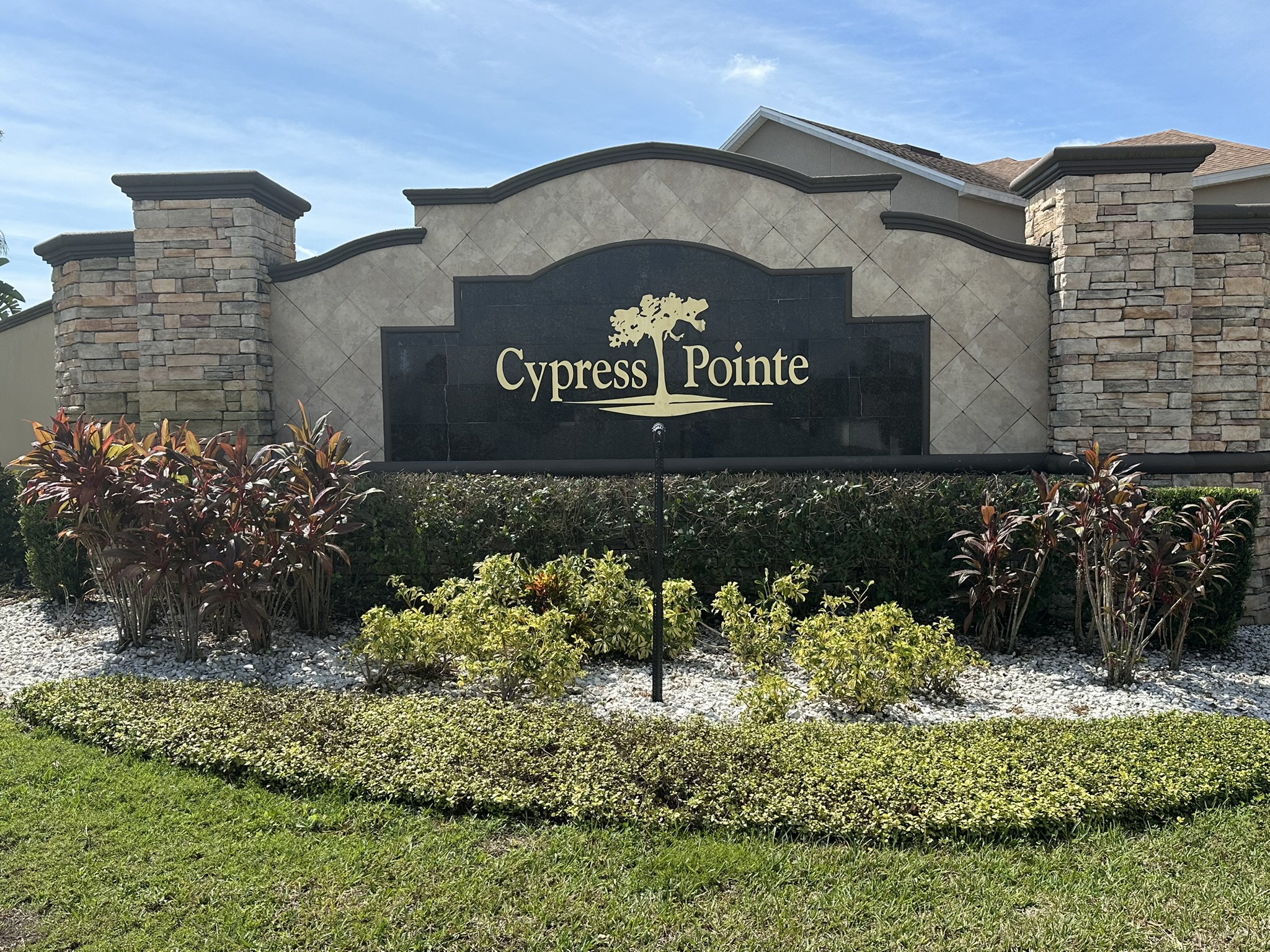 1025 Cypress Pointe Boulevard