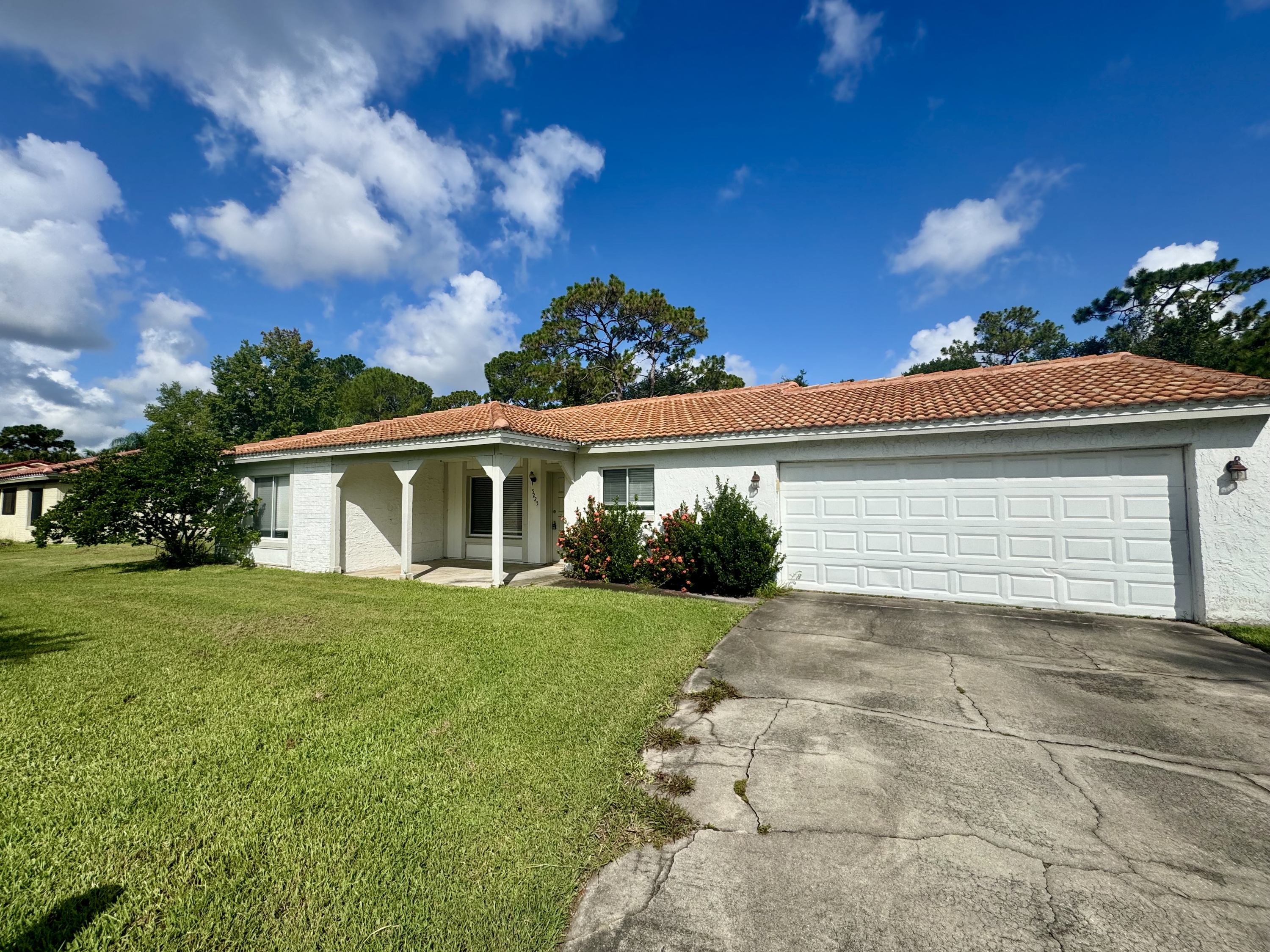 5225 Wildflower Road