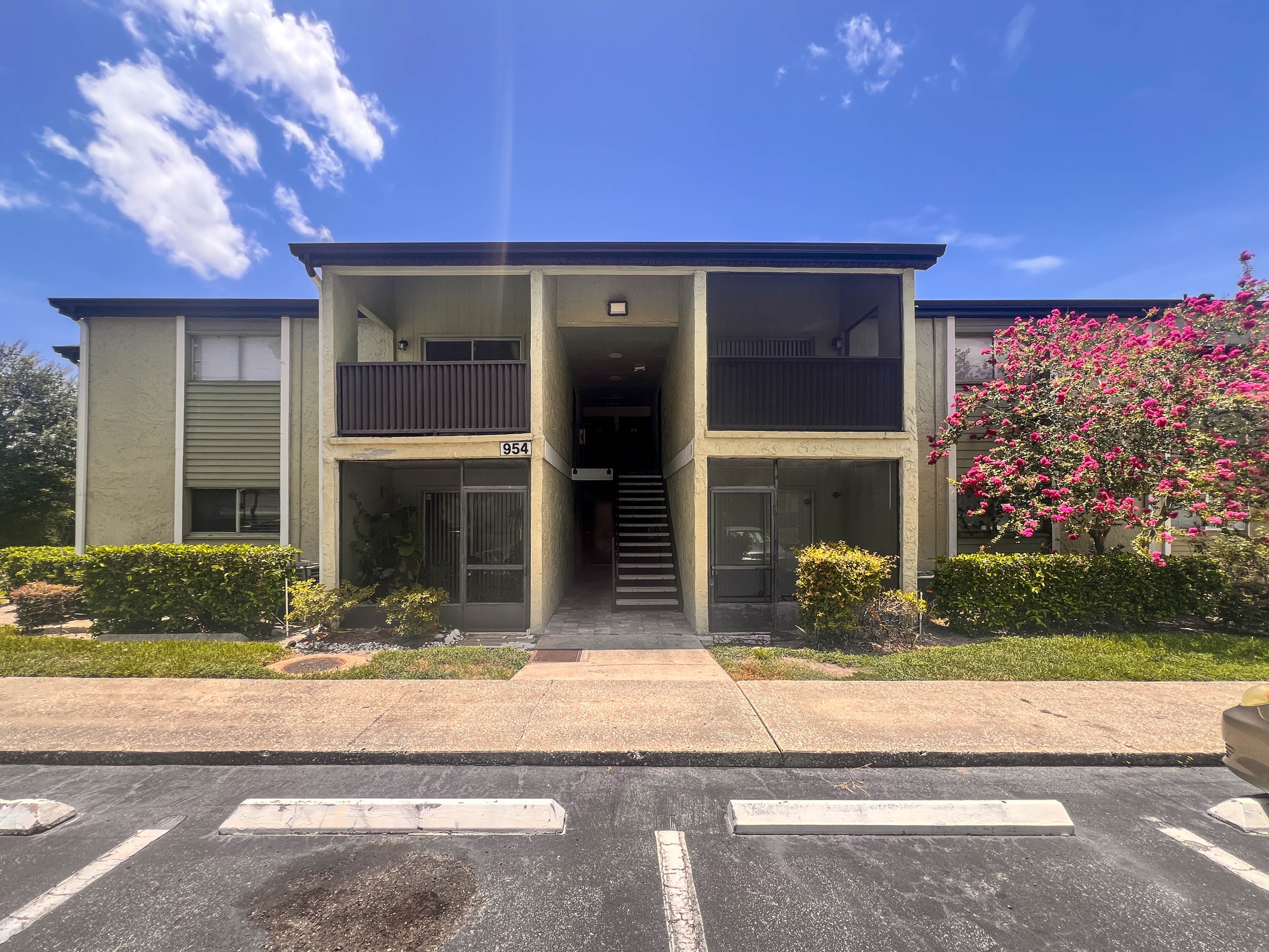 954 Lake Destiny Road - 1